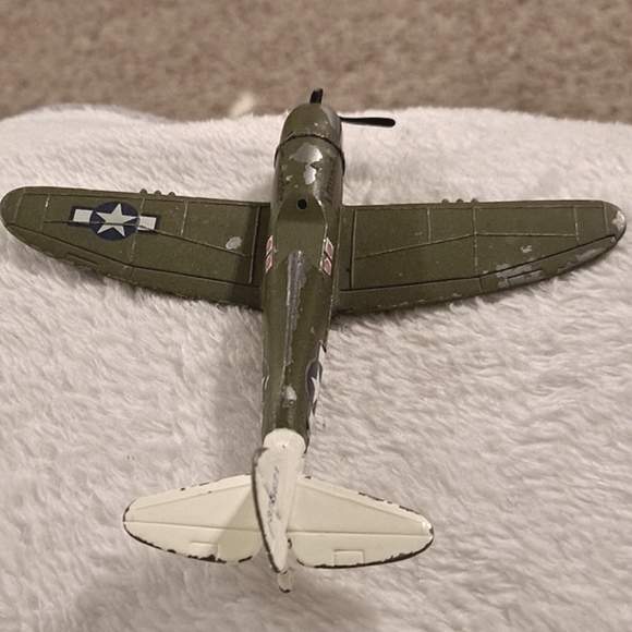 🪖 Vintage P-47D Diecast Road Champs Thunder Jug Metal Military Aircraft - Picture 7 of 11